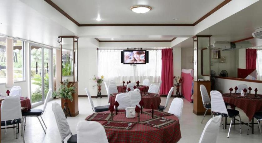 Ratchaphruek 2007 Hotel Chom Thong Exterior foto